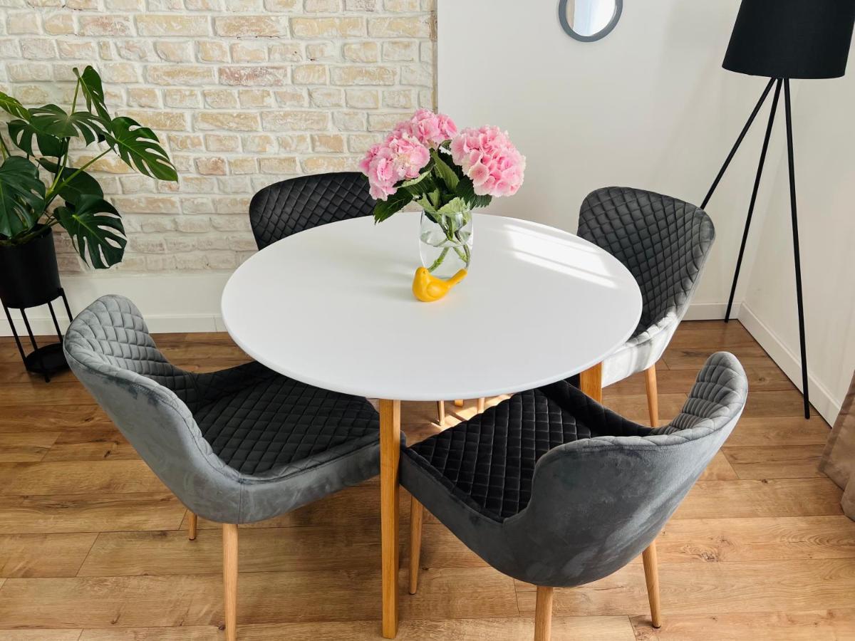 The Right Coast Apartment With Free Private Parking Riga Dış mekan fotoğraf